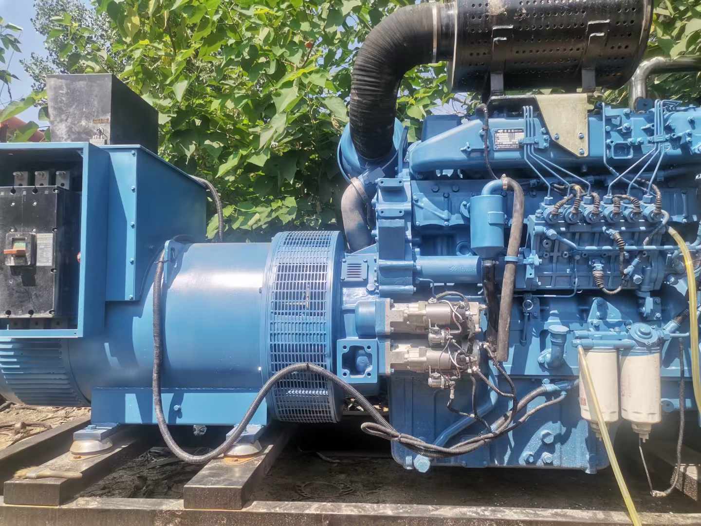 尖草坪详细说明降低 800kW 柴油发电机输出电流波动的方法